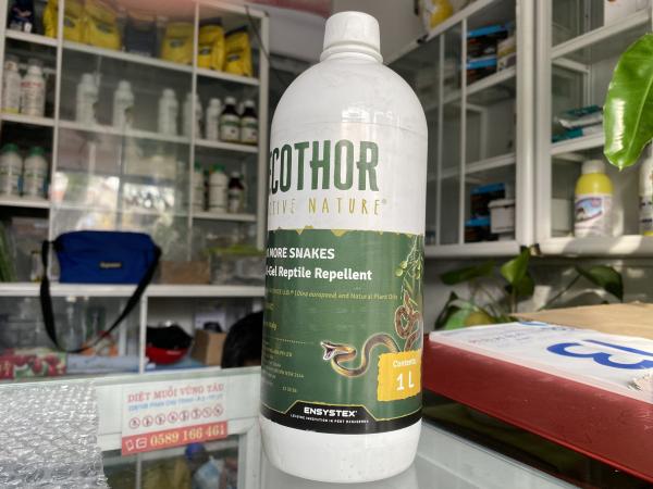 Ecothor đuổi rắn